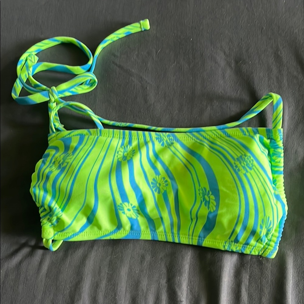 Wild fable Top in Green and Blue